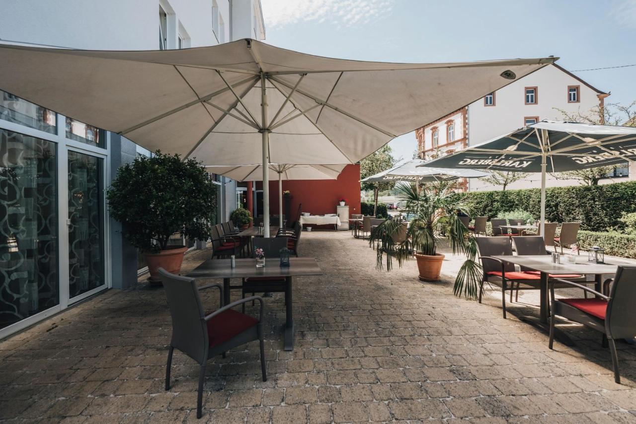 Hotel Restaurant Roemer Merzig Exterior foto